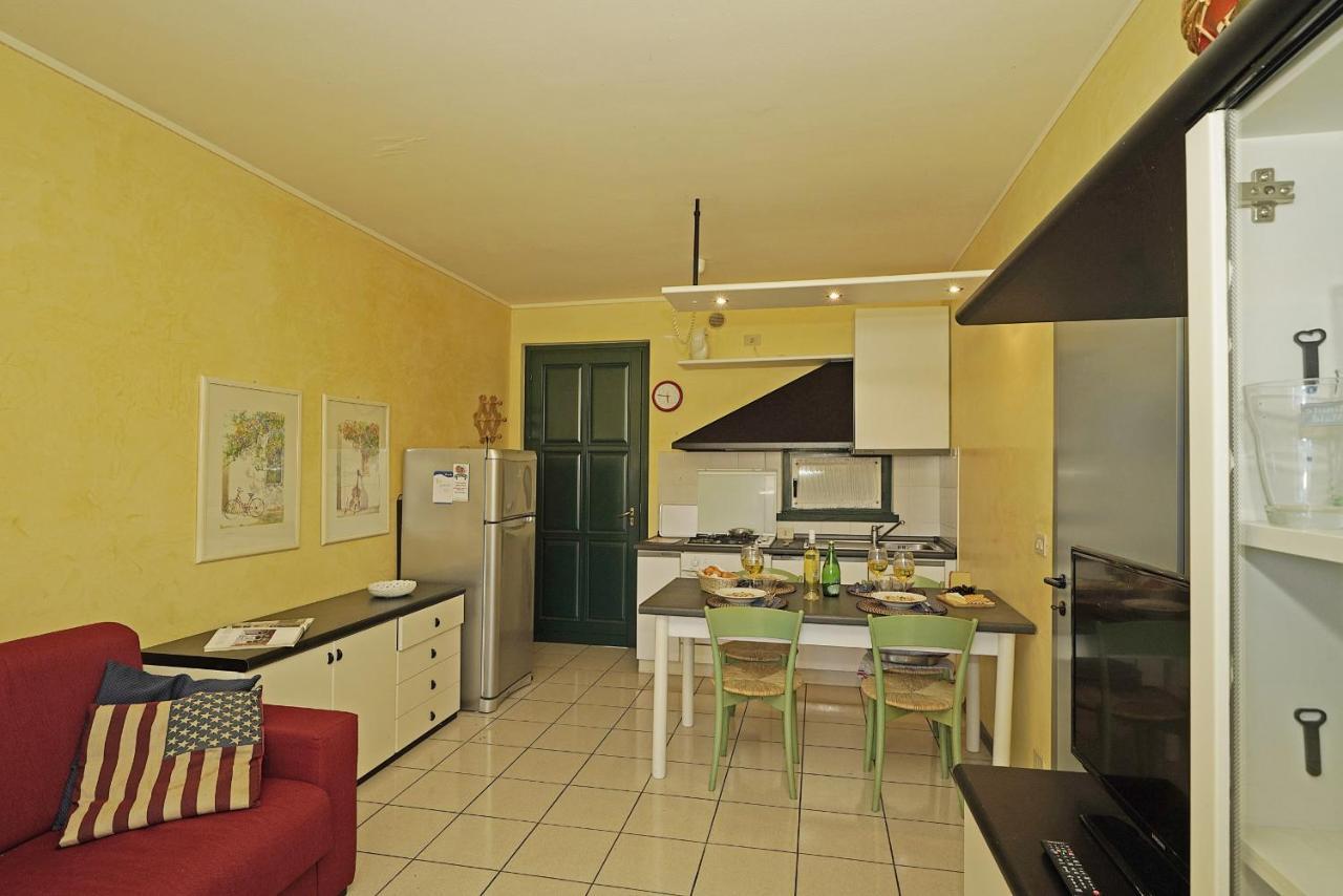 Ferienwohnung Il Porticciolo P1-12 By Wonderful Italy Sirmione Exterior foto