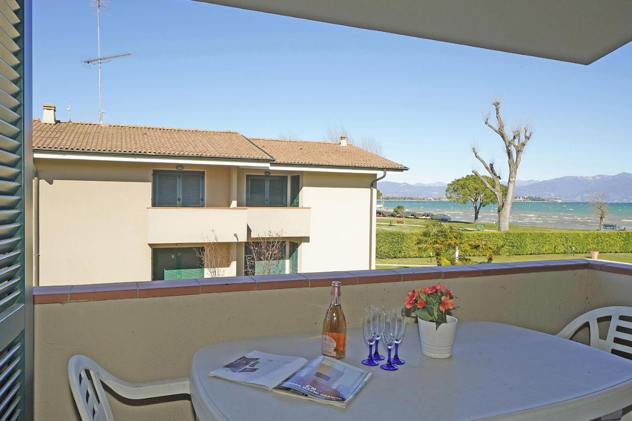 Ferienwohnung Il Porticciolo P1-12 By Wonderful Italy Sirmione Exterior foto