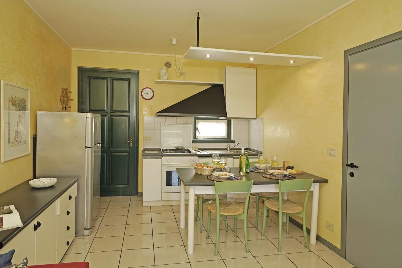 Ferienwohnung Il Porticciolo P1-12 By Wonderful Italy Sirmione Exterior foto